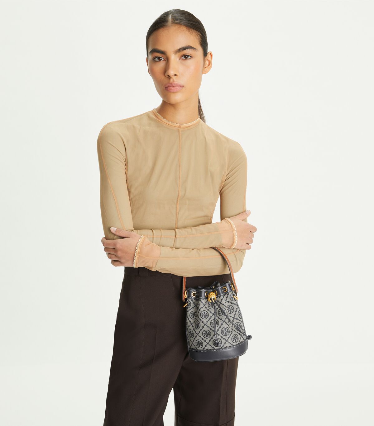 tory burch mini t monogram bucket bag