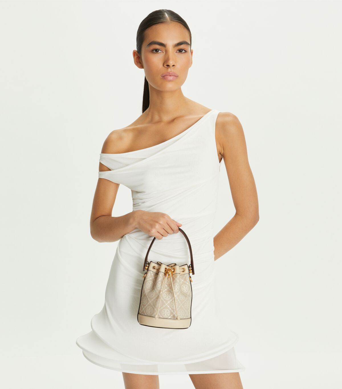 tory burch mini t monogram bucket bag