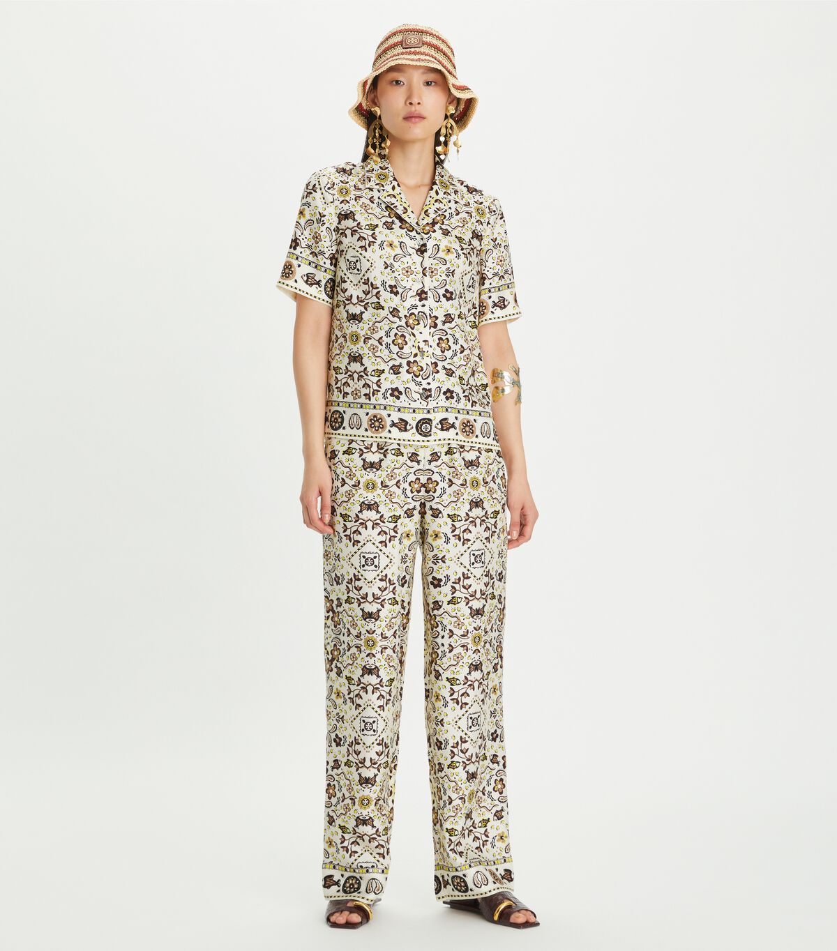 tory burch 
