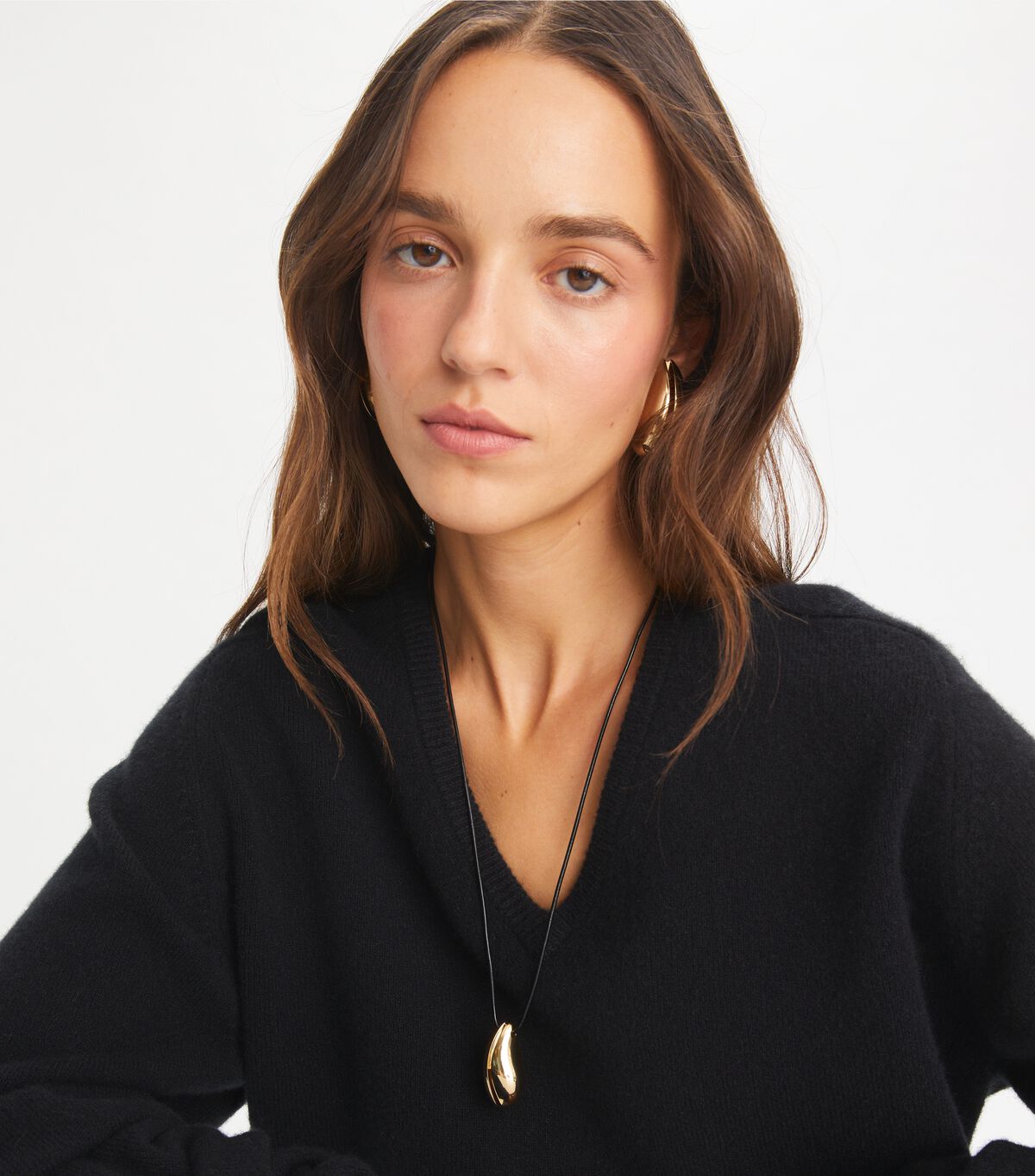 tory burch wave pendant