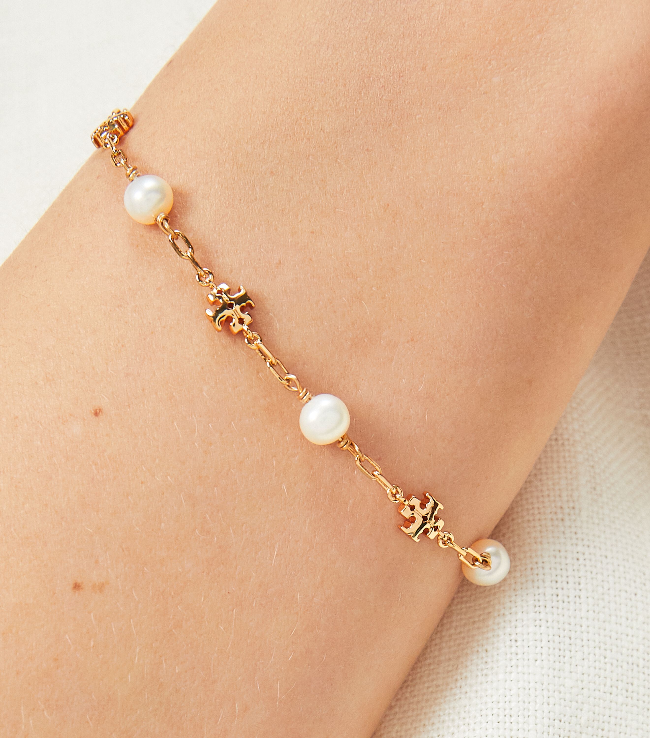 Tory burch pearl sale bracelet