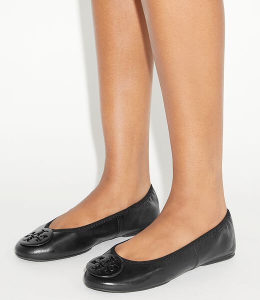 tory burch ريفا ترافل باليه