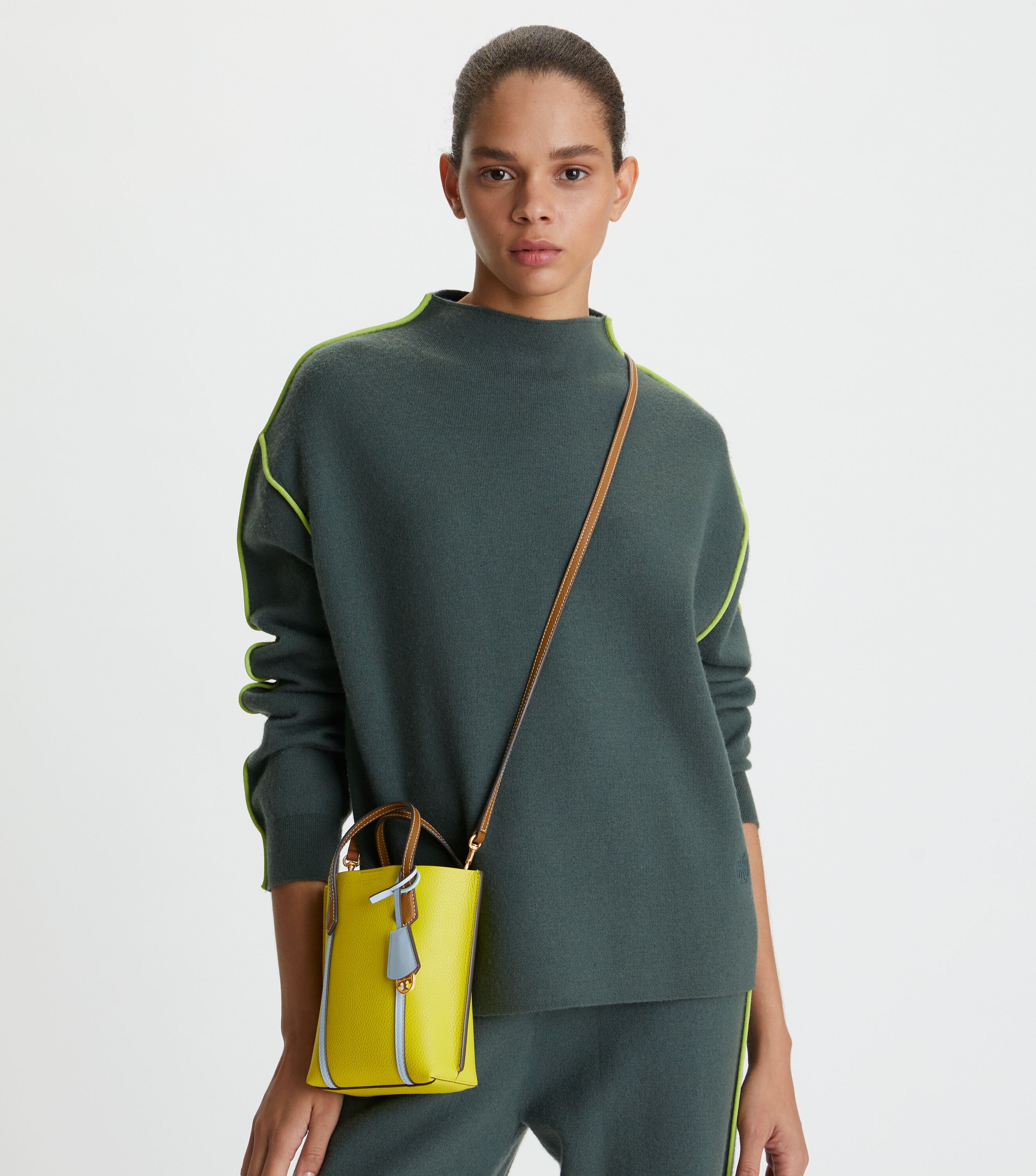 Tory burch perry 2025 color block tote