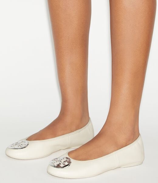tory burch ريفا ترافل باليه