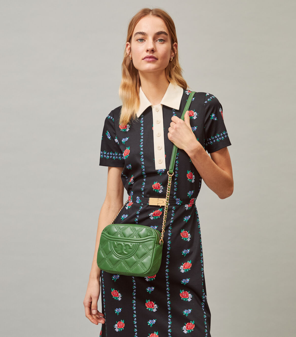 tory burch fleming soft camera bag