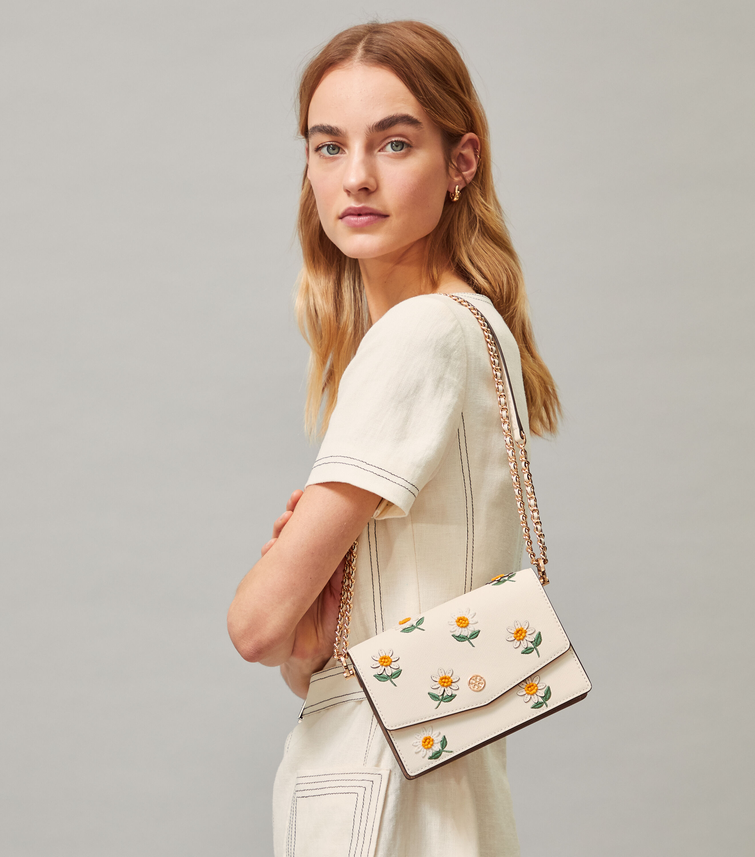 Tory Burch Robinson Daisy 2024 favors