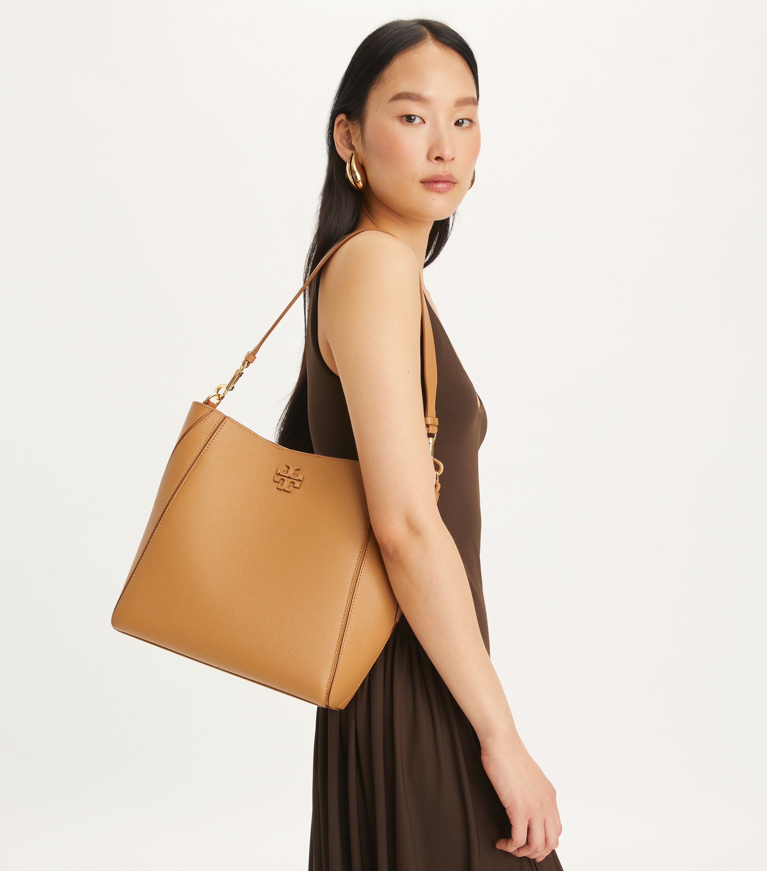 ☆☆Tory Burch☆☆ 24SS McGraw Small Bucket Bag Tiramisu 749 McGraw Bucket Bag, Tiramisu | Tory Burch KW