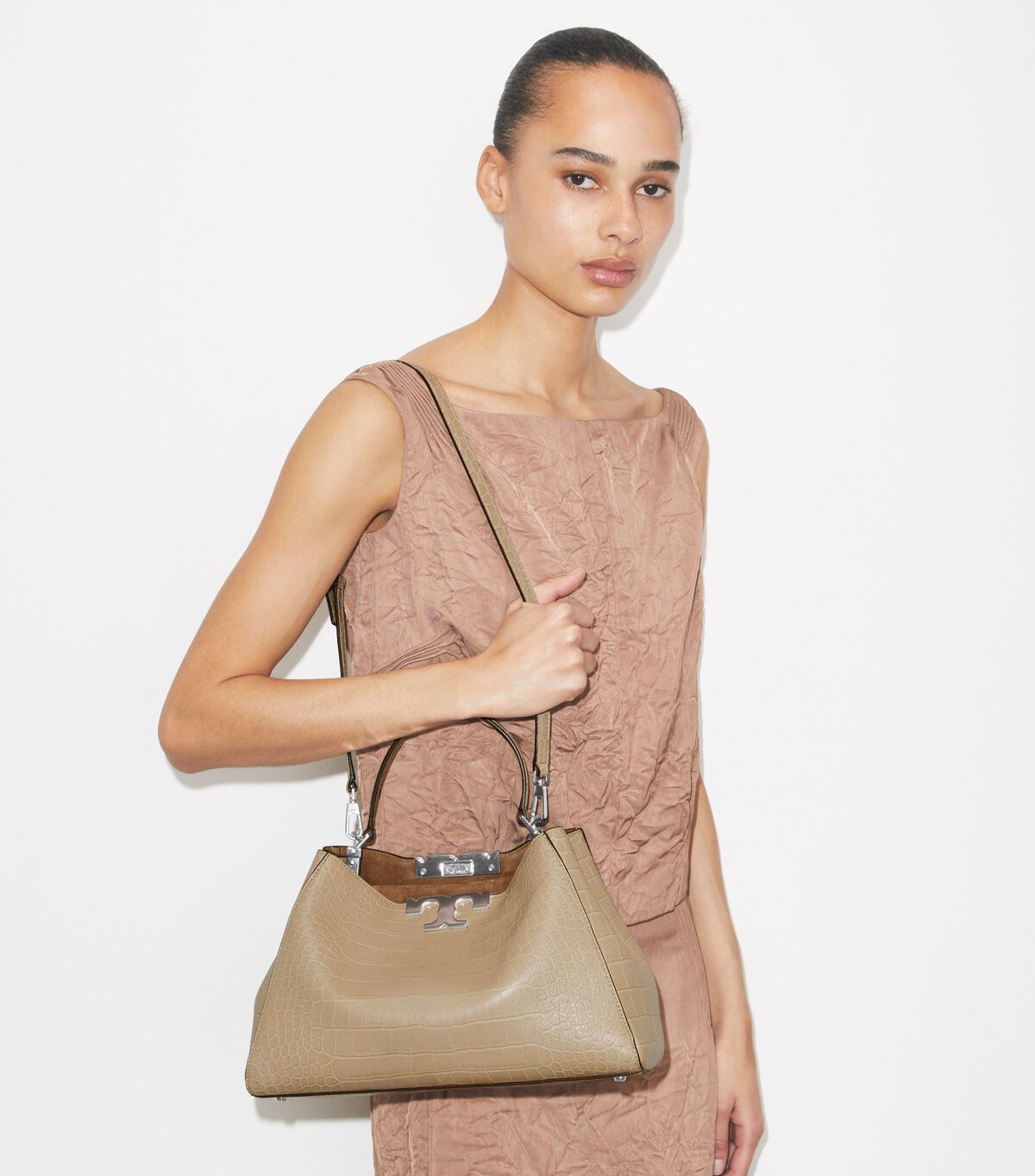 tory burch eleanor soft croc embossed satchel