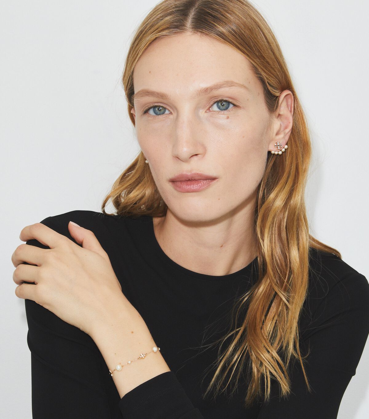 tory burch delicate moondance pearl and star bracelet