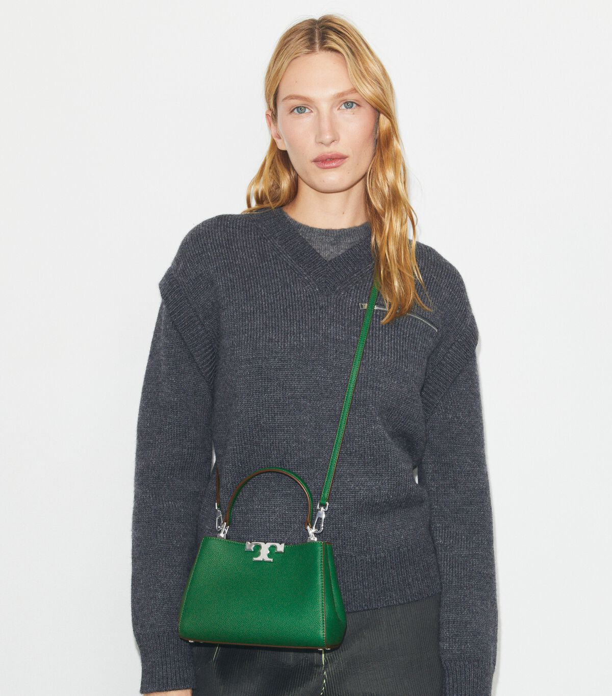 tory burch حقيبة إليانور الناعمة الصغيرة