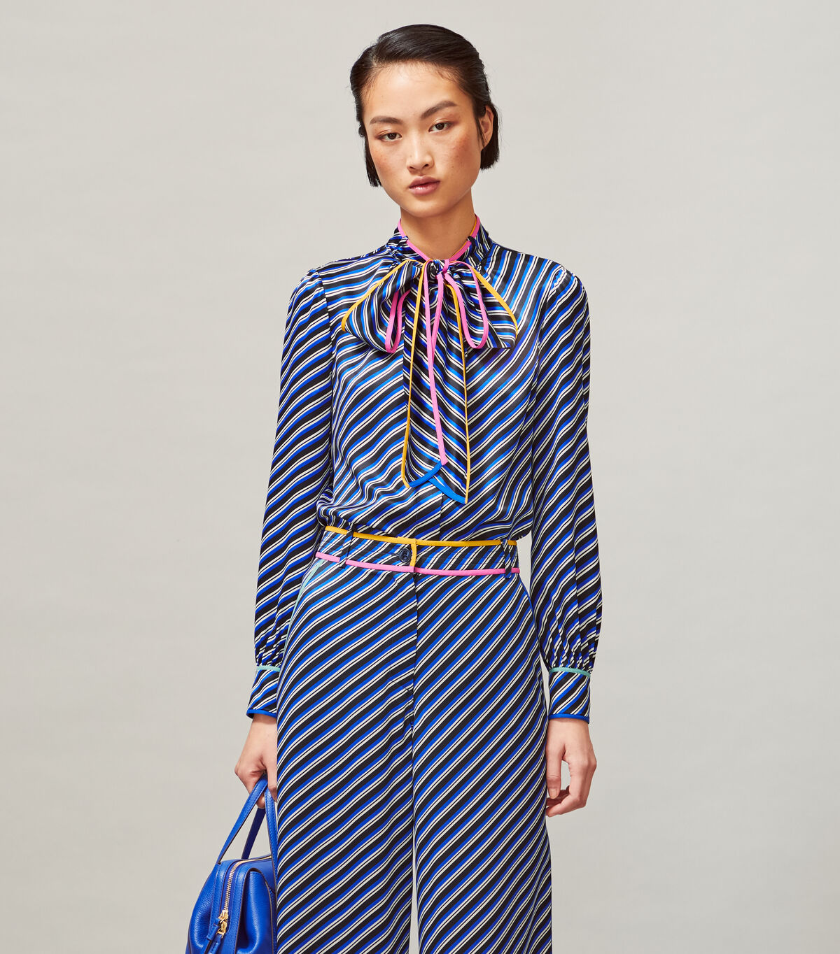 tory burch contrast binding printed bow blouse