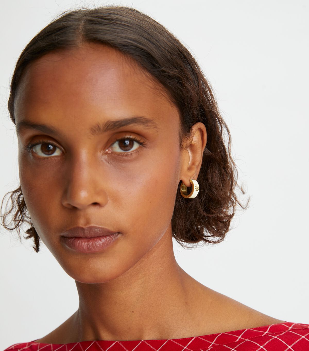 tory burch kira enamel hoop earring