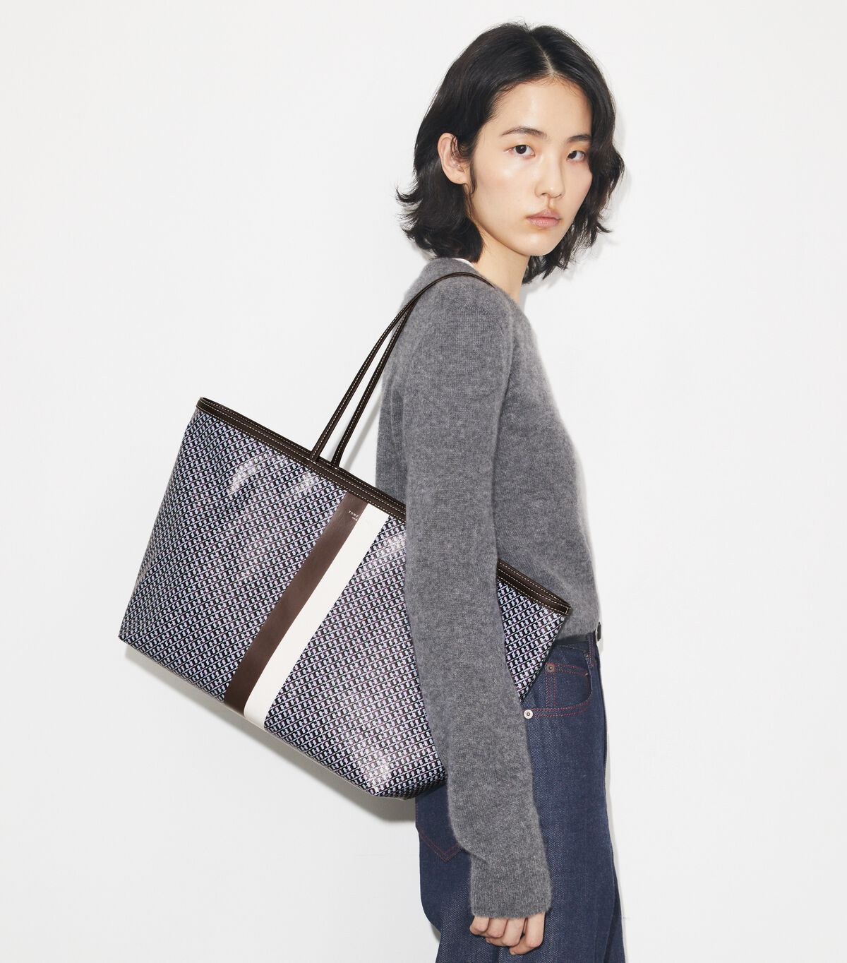 tory burch racer tote