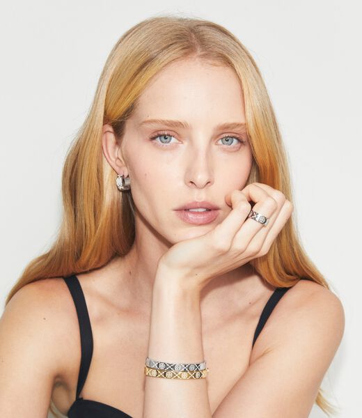 tory burch t