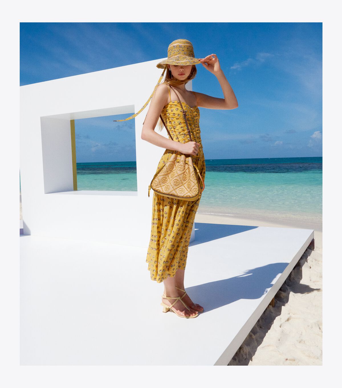 tory burch 