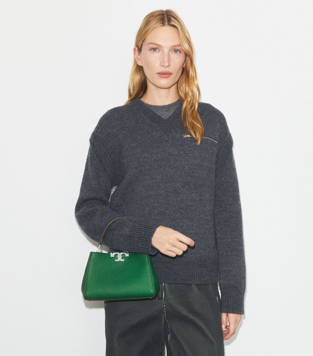 tory burch حقيبة إليانور الناعمة الصغيرة