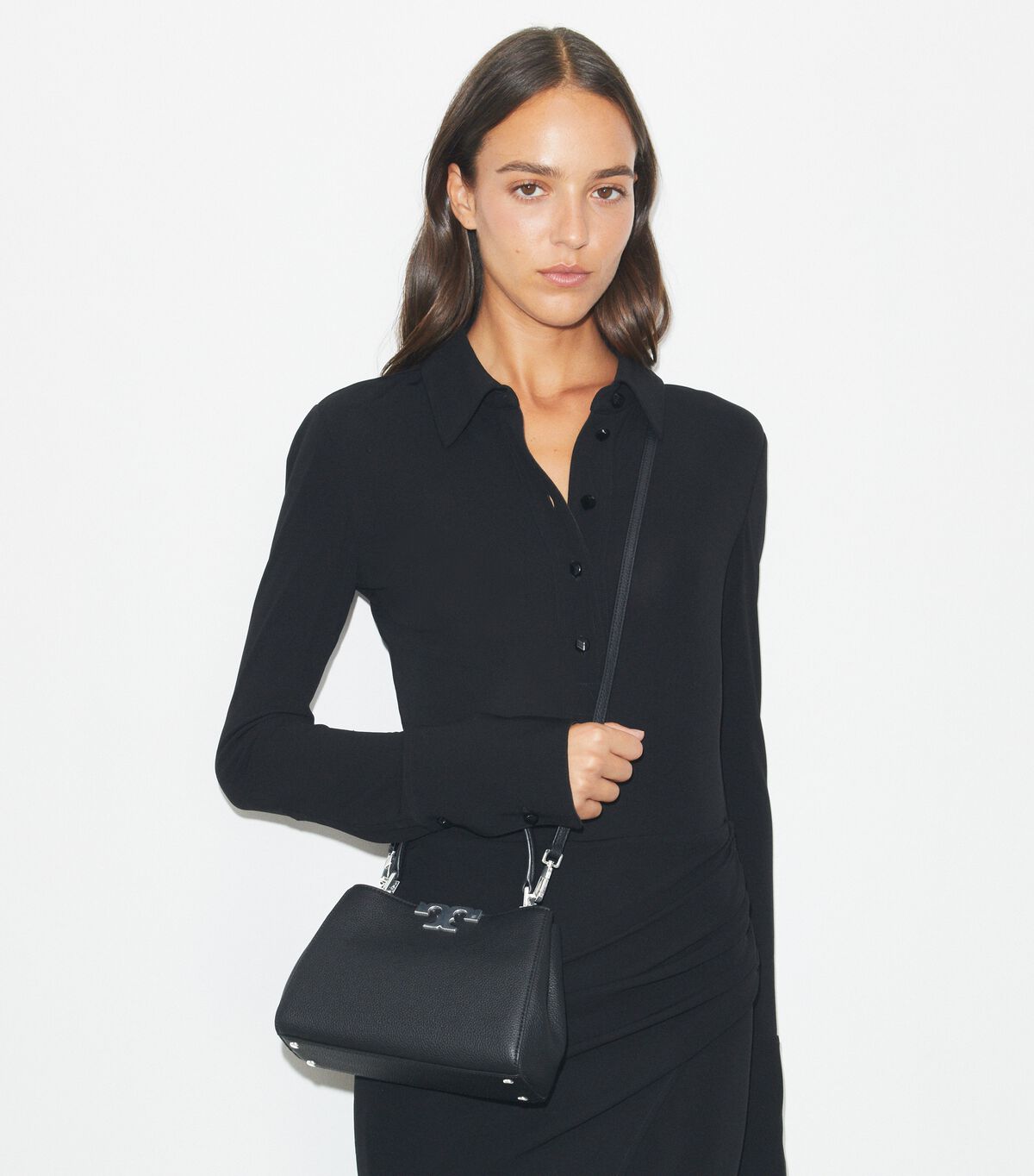 tory burch حقيبة إليانور الناعمة الصغيرة