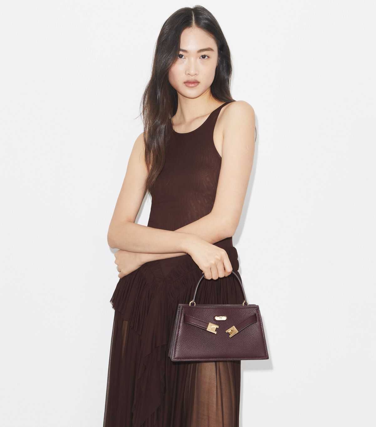 Mini Lee Radziwill Pebbled Top-Handle Bag tory burch mini lee radziwill pebbled top handle bag