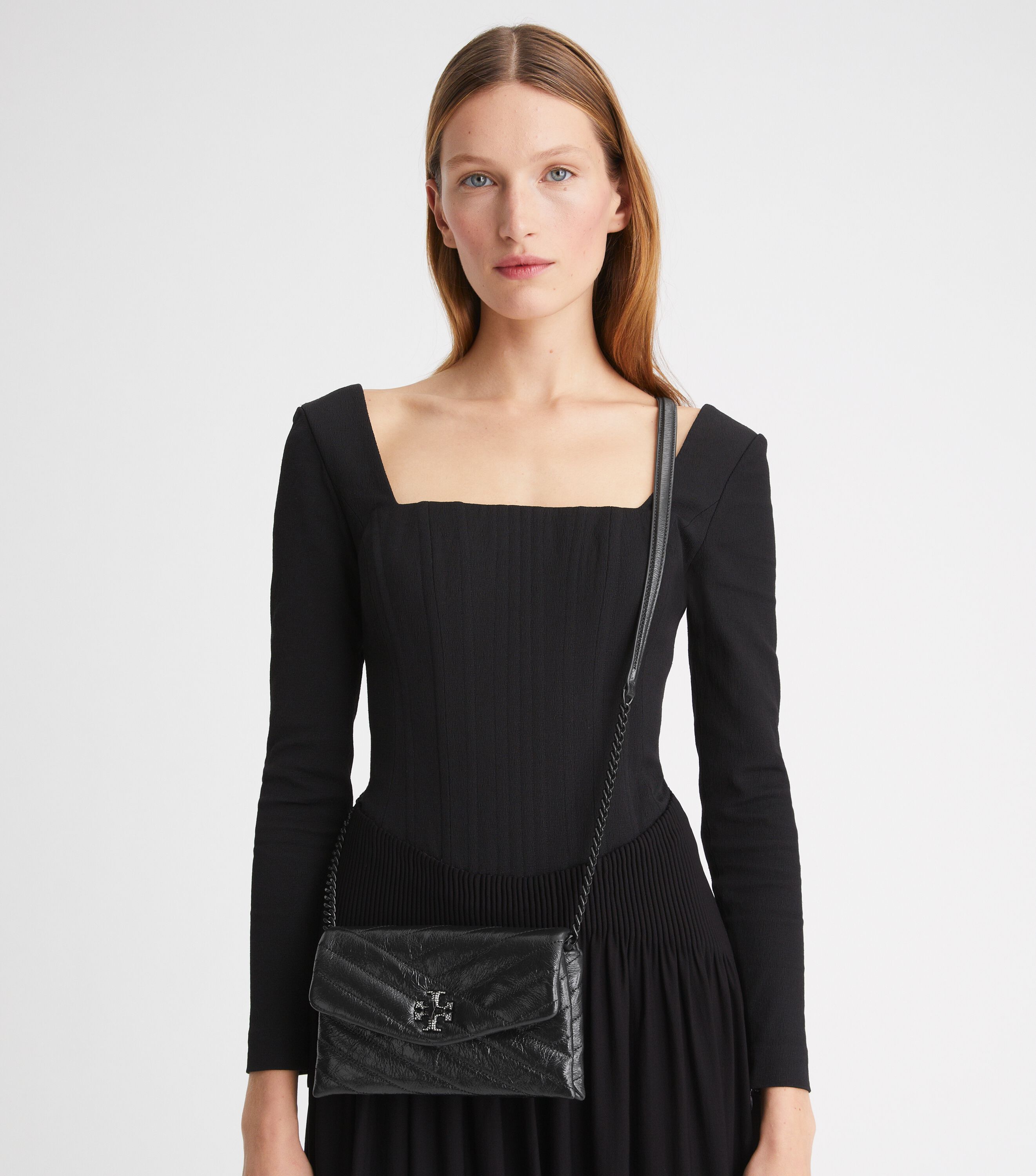 Kira Chevron Metallic Pave Logo Chain Wallet, Black | Tory