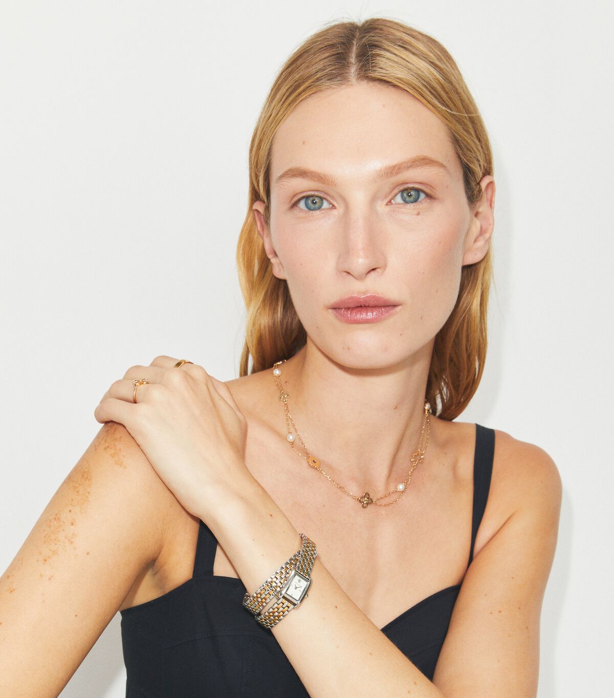 tory burch ساعة ميني إليانور ذات اللفة المزدوجة