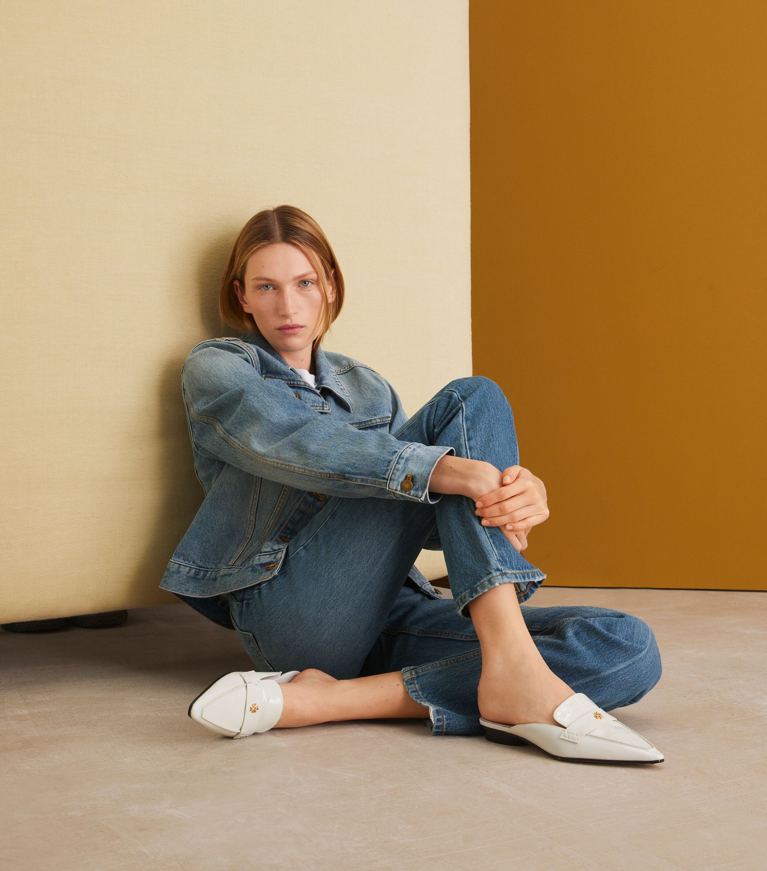 Pointed backless loafers on sale