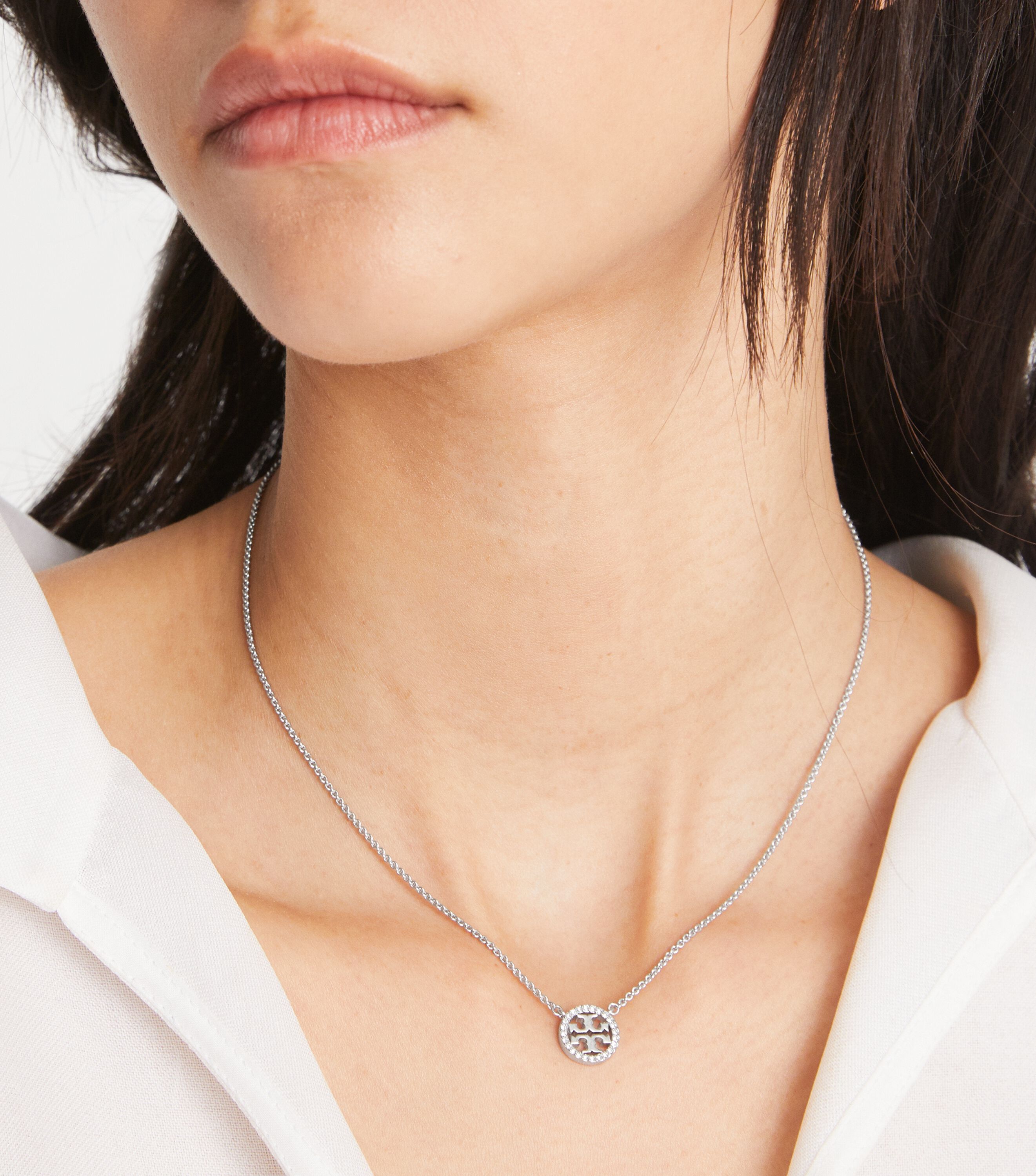 Shop Women's designer necklaces Online | Tory Burch KWT