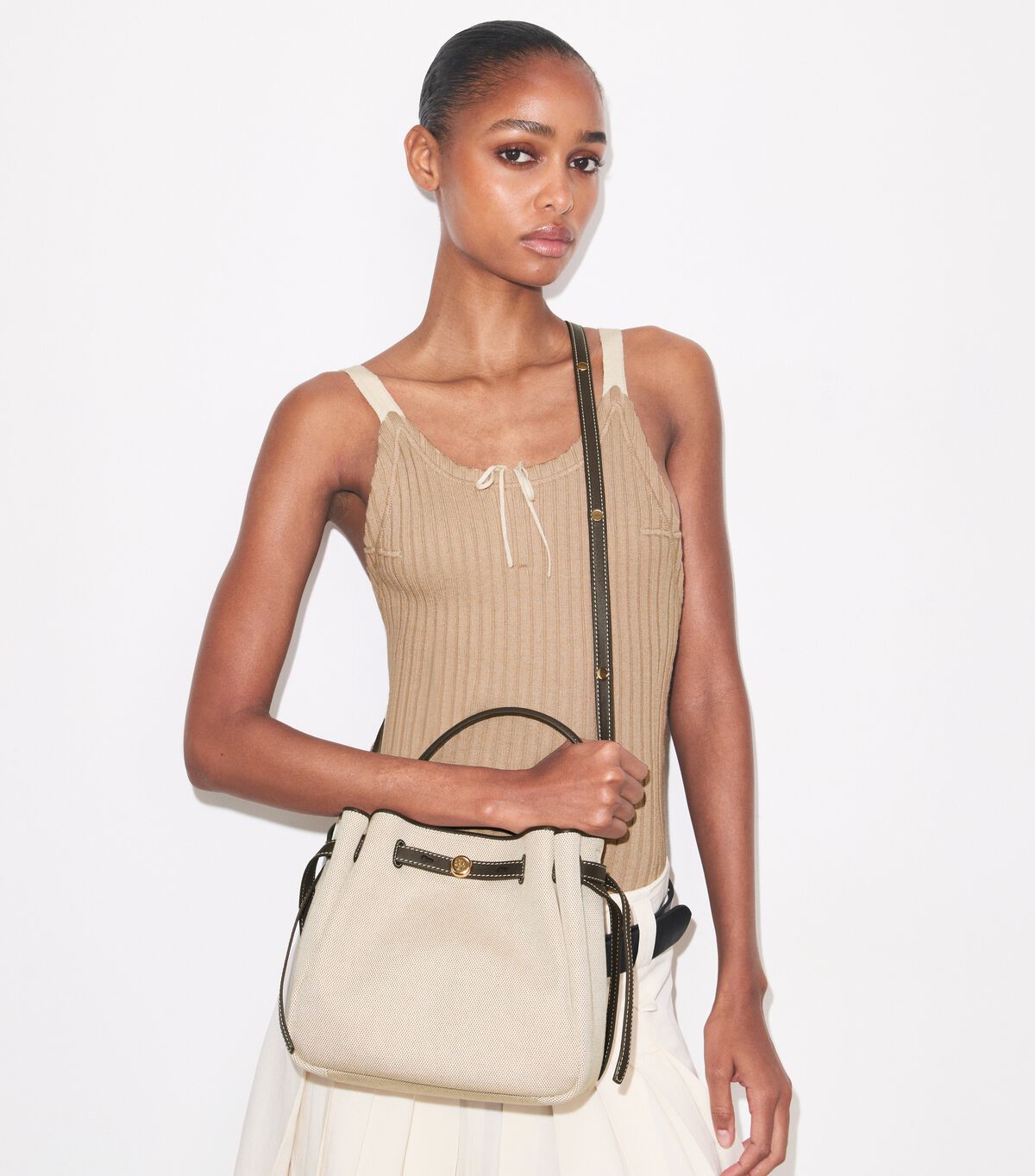 tory burch romy canvas bucket bag