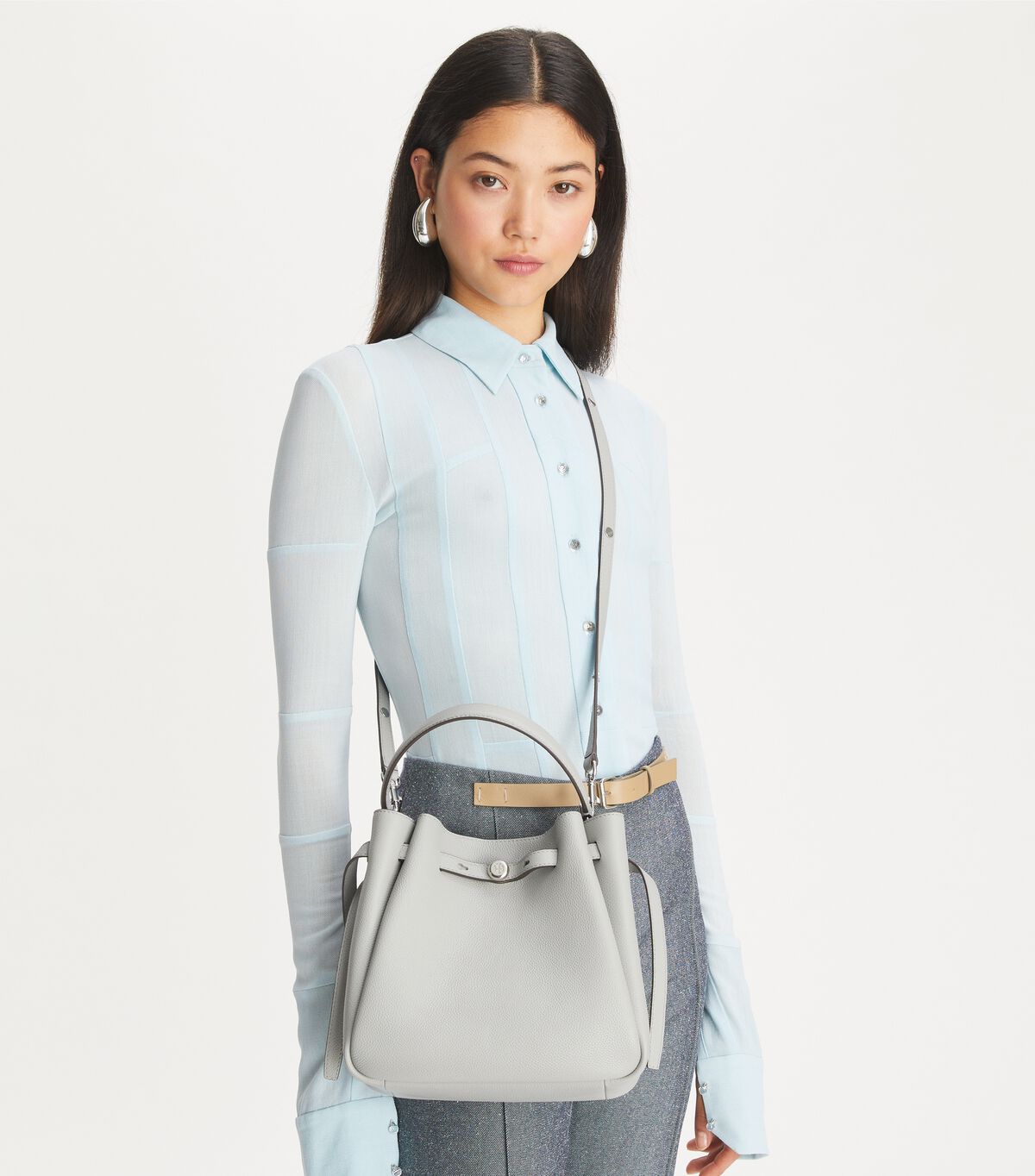 tory burch romy bucket bag