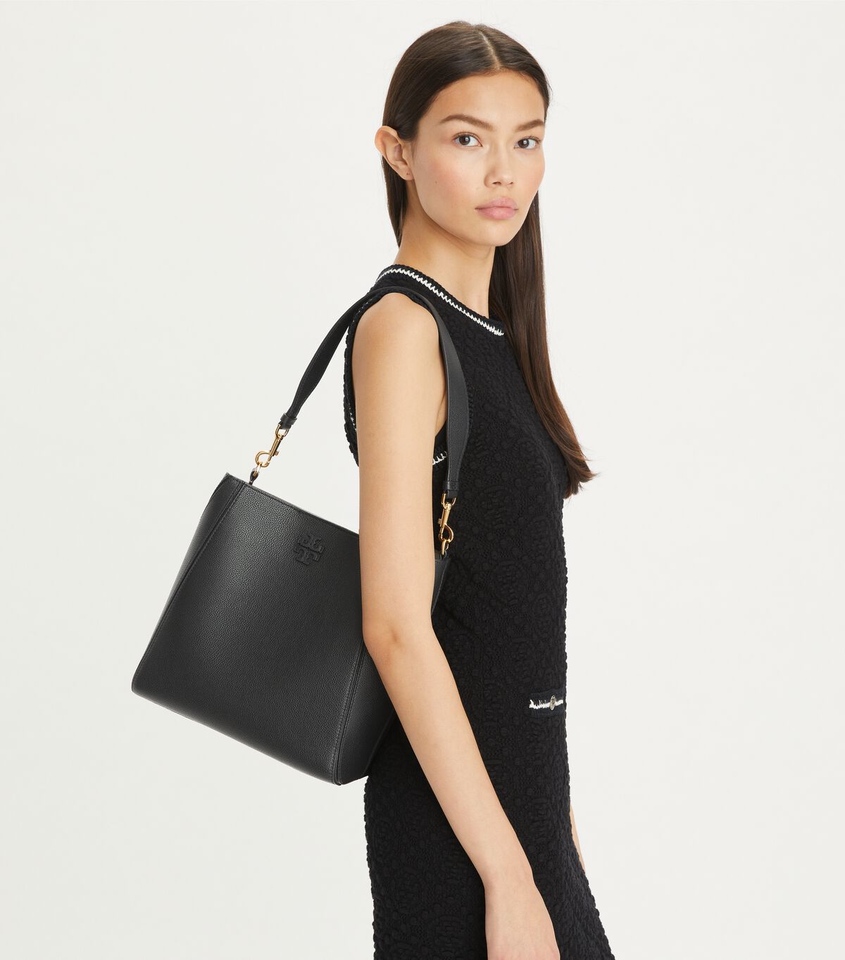 tory burch mcgraw bucket bag