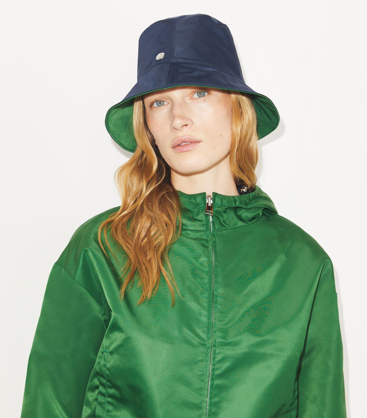 tory burch قبعة باكيت بتصميم تويست