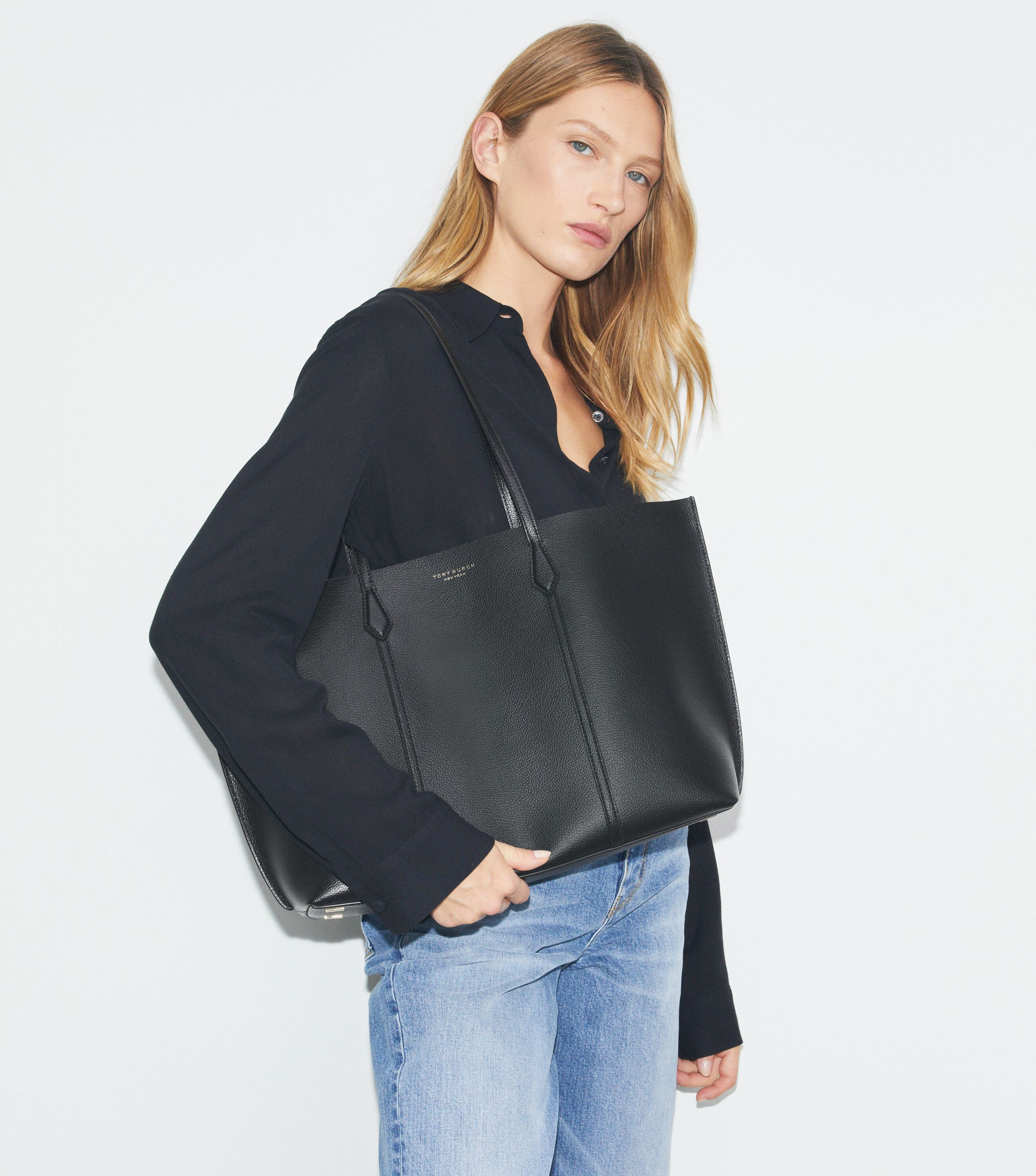 【関税&送料込】Tory Burch Tote TORY BURCH - Women T Monogram Zip Tote – Atelier New York