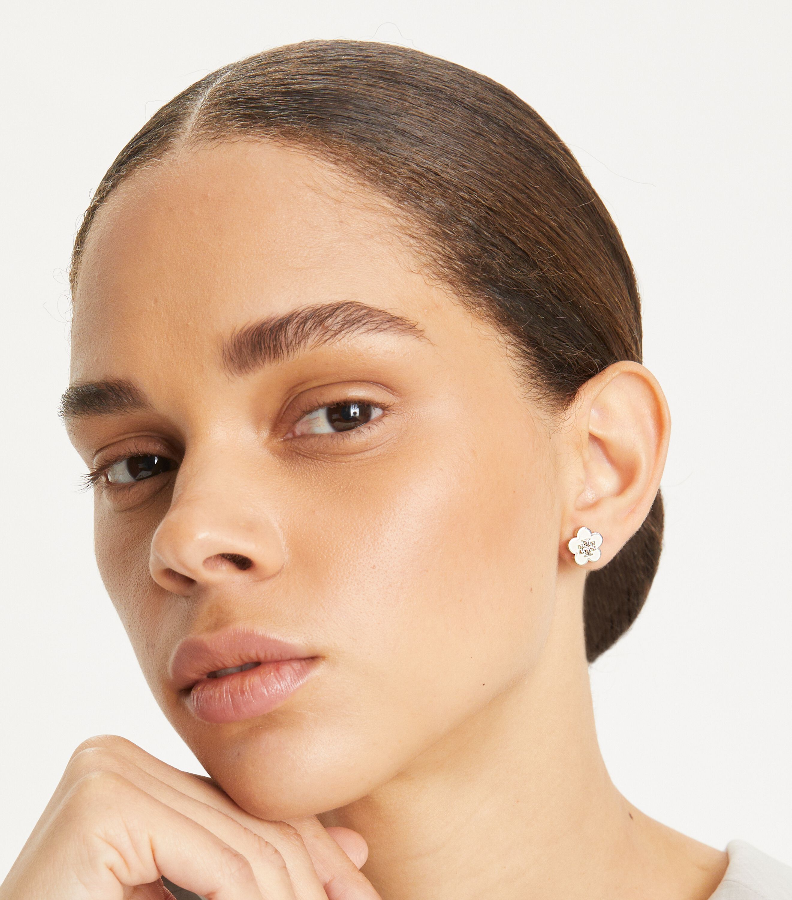Kira Enamel Flower Stud Earring, Tory Gold / Black | Tory