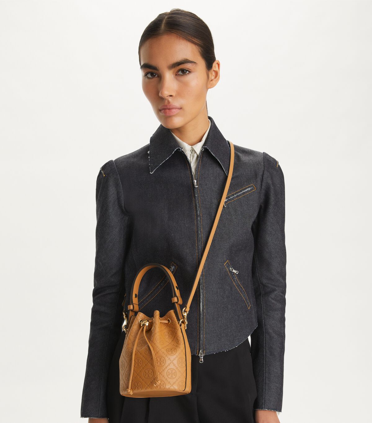 tory burch t monogram leather mini bucket bag
