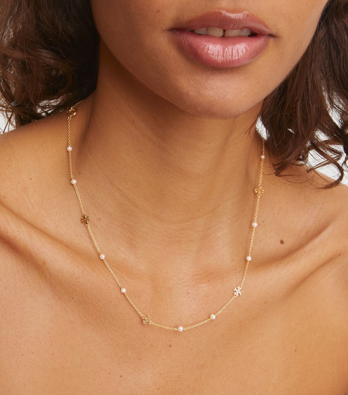 tory burch kira pearl delicate necklace