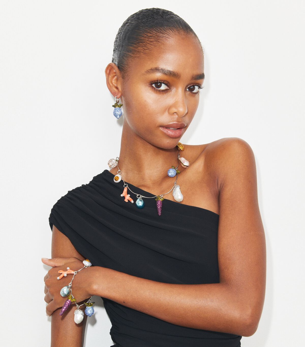 tory burch curiosity vegetable necklace