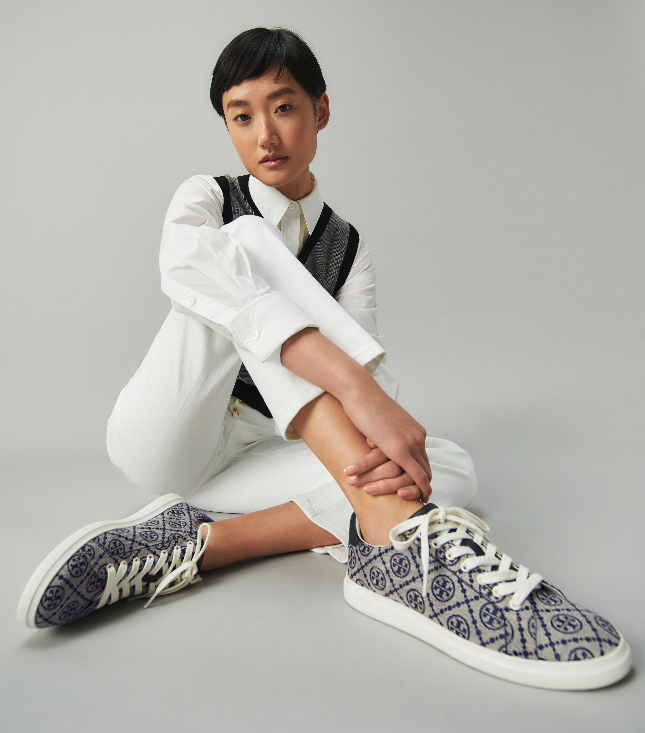 T Monogram Howell Court Sneaker, Perfect Navy / Perfect Navy