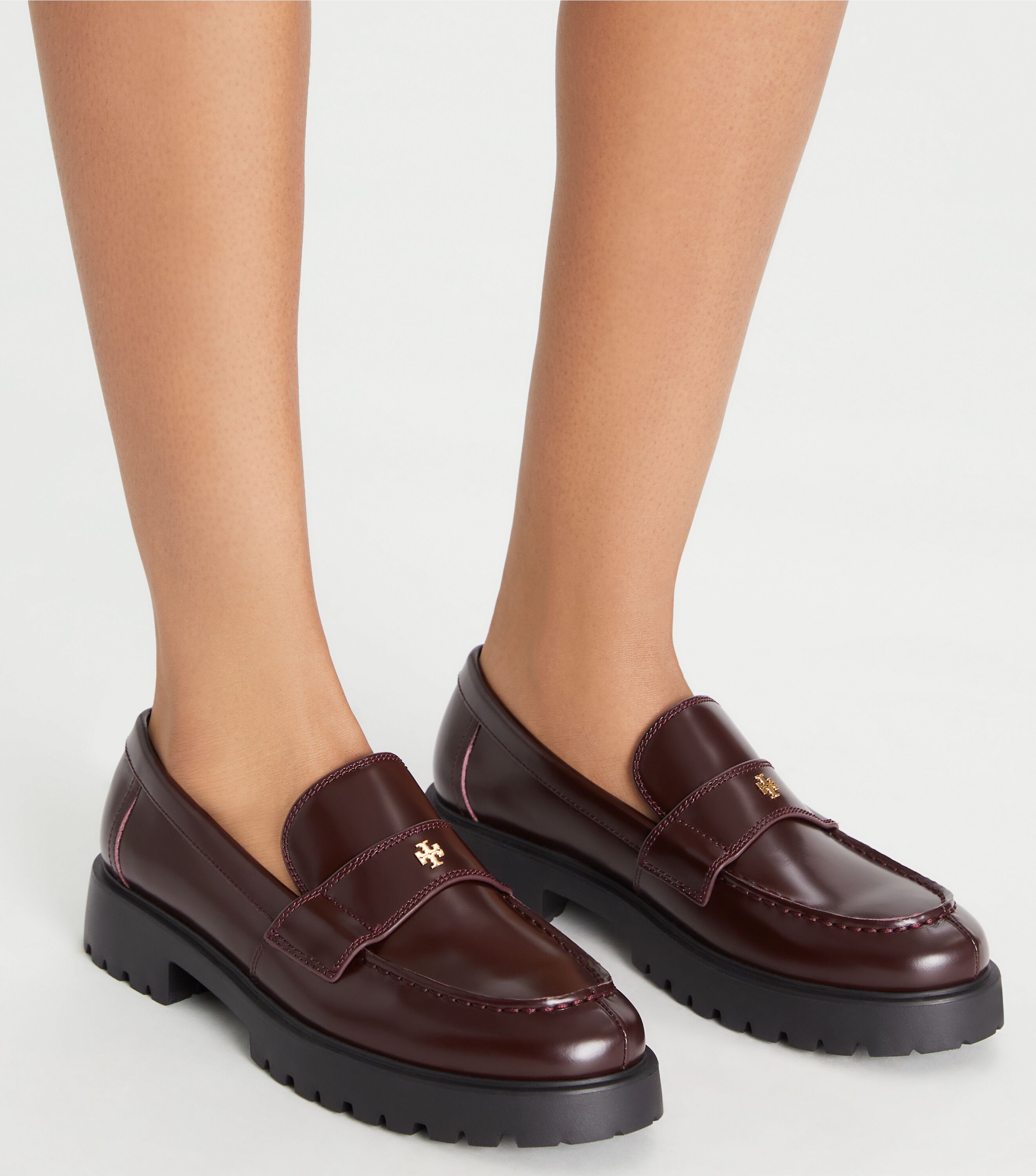 Classic Lug Loafer, Plum | Tory Burch KW