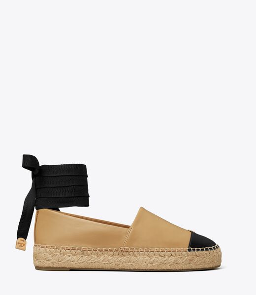 tory burch حذاء إسبادريل بقصة كاب تو