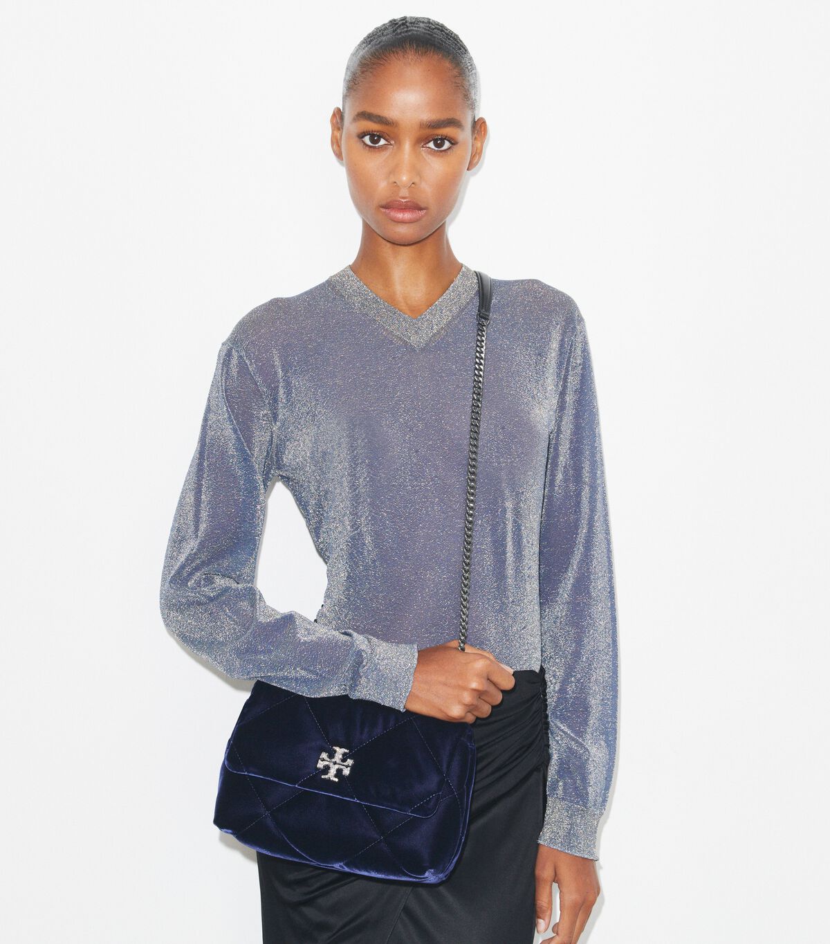 tory burch حقيبة كتف كيرا دايموند كوالت فيلفيت بافيه صغيرة